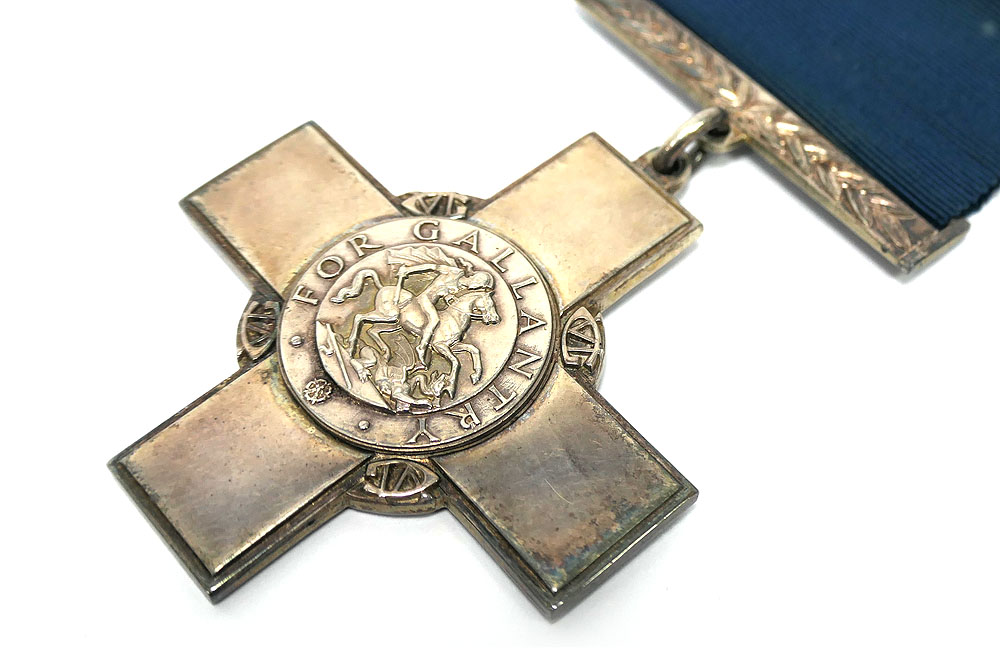PRESS RELEASE - George Cross to be auctioned!