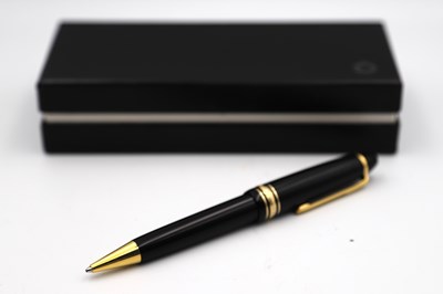 Lot 1353 - A Boxed Mont Blanc Meisterstuck Ballpoint Pen,...