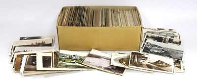 Lot 1387 - A Box of Mainly Early XX Century Picture...