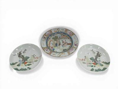 Lot 1108 - A Pair of XIX Century Chinese Porcelain Saucer...