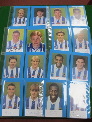 Lot 841 - Sheffield Wednesday autographs, each pen...