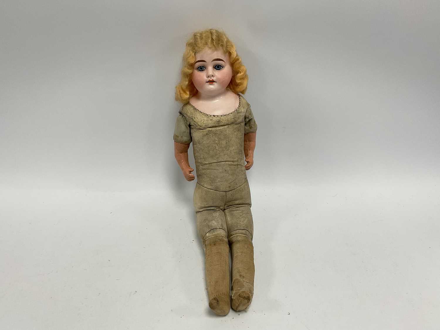 Lot 321 - A Circa Late 19th / Early XX Century Bisque...