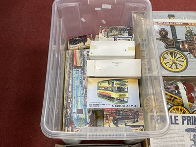 Lot 384 - A Quantity of 'HO'/'OO' Gauge/4mm Boxed...