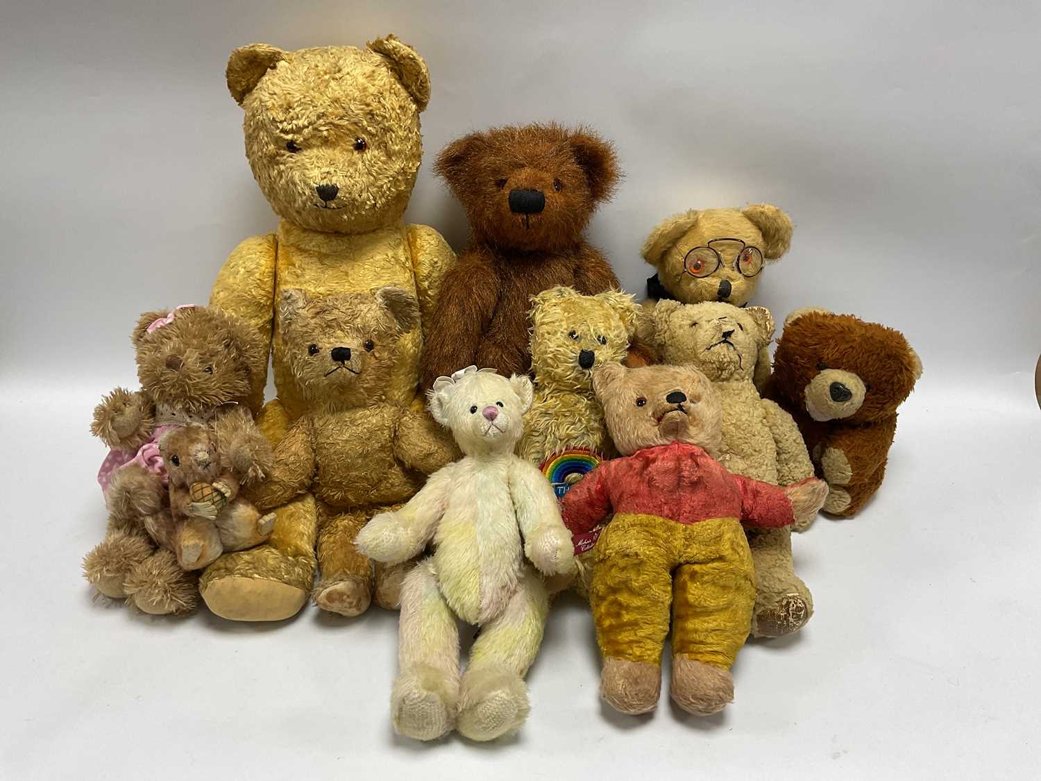 Lot 339 - Eleven Teddy Bears / Soft Toys, Including Russ...