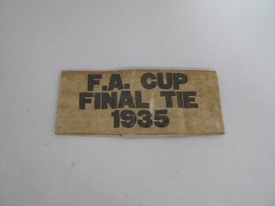 Lot 943 - 1935 F.A. Cup Final Stewards Armband, in...