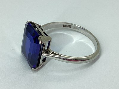 Lot 93 - A Vintage Single Stone Dress Ring, rectangular...
