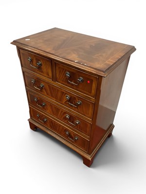 Lot 1539 - Reproduction Mahogany Straight Front Chest of...