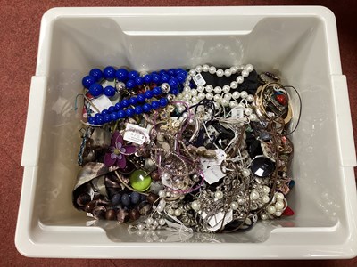 Lot 189 - A Quantity of Modern Costume Jewellery :- One Box