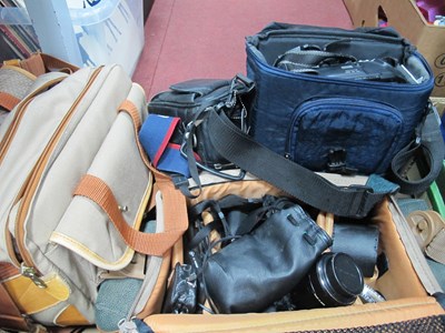 Lot 1090 - Cameras, including Canon EOS 500 body, two...