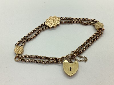 Lot 109 - An Antique Fancy Link Albertina, with shaped...