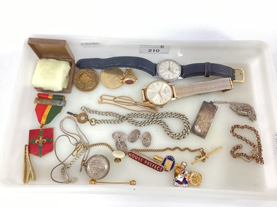 Lot 210 - A Selection of Gent's Jewellery and Other...