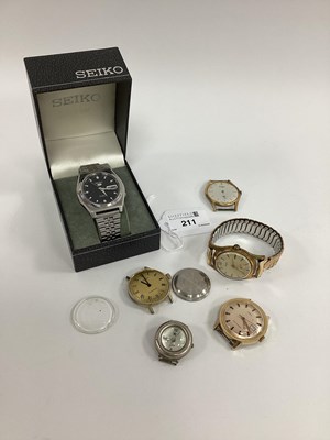 Lot 211 - SEIKO 5 "Black Globe" ; An Automatic Gent's...
