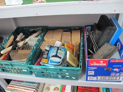 Lot 1076 - Chisel handles, screws, drill bits,...