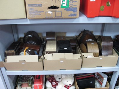 Lot 1128 - Large quantity of vintage mantel and table...