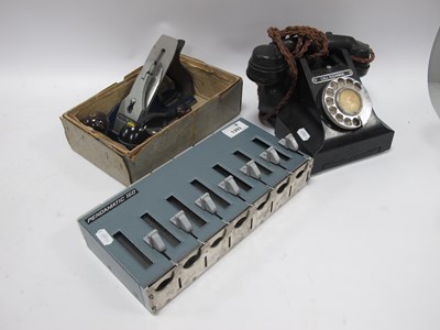 Lot 1393 - Stanley 220 and No 4 Planes, black anvil...