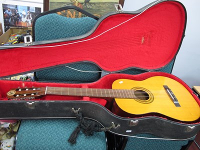 Lot 1332 - A vintage American Kay KC-333 classical guitar...