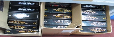 Lot 1078 - Star Wars (x 7) and Star Trek (x 18) Fact...