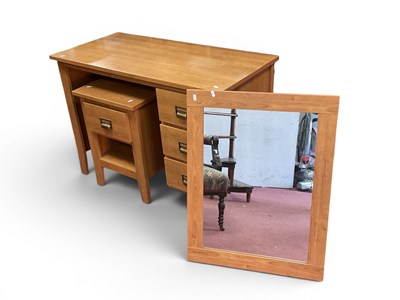 Lot 1503 - Single Pedestal Desk, with three drawers, a...